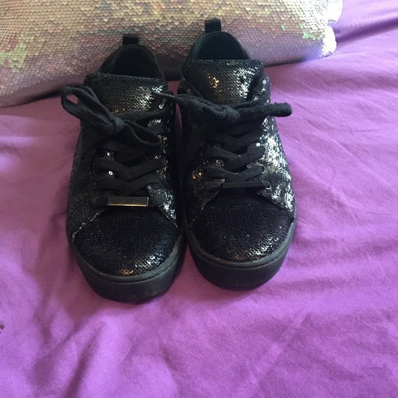 Women’s black sparkle glitter sneakers. Size 7.5 - Picture 7 of 7